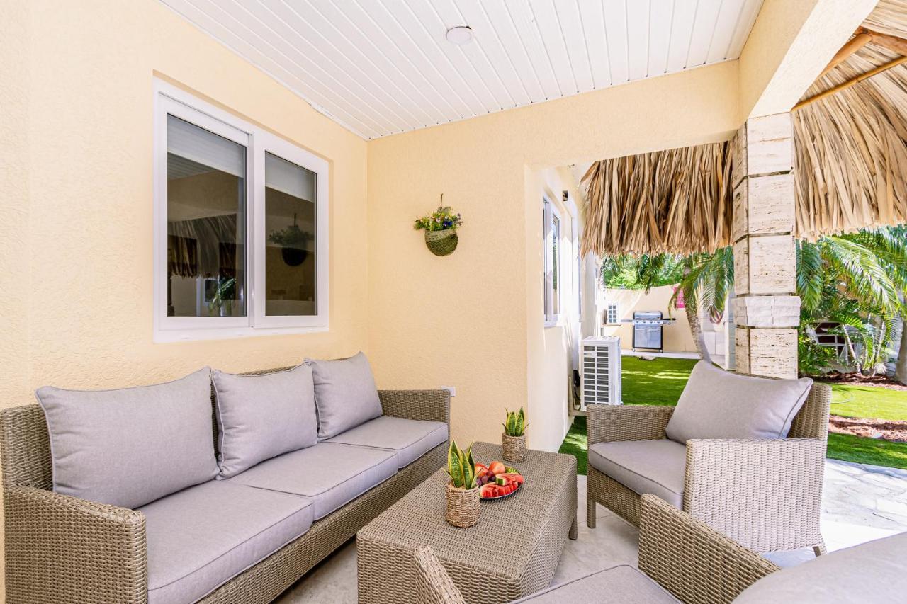 Ruby 15 Villa Palm Beach Eksteriør billede