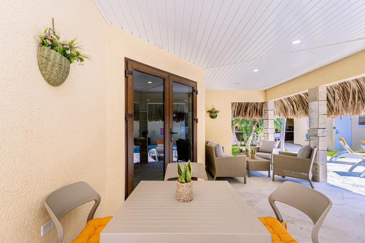 Ruby 15 Villa Palm Beach Eksteriør billede