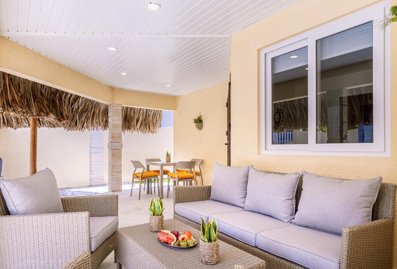 Ruby 15 Villa Palm Beach Eksteriør billede