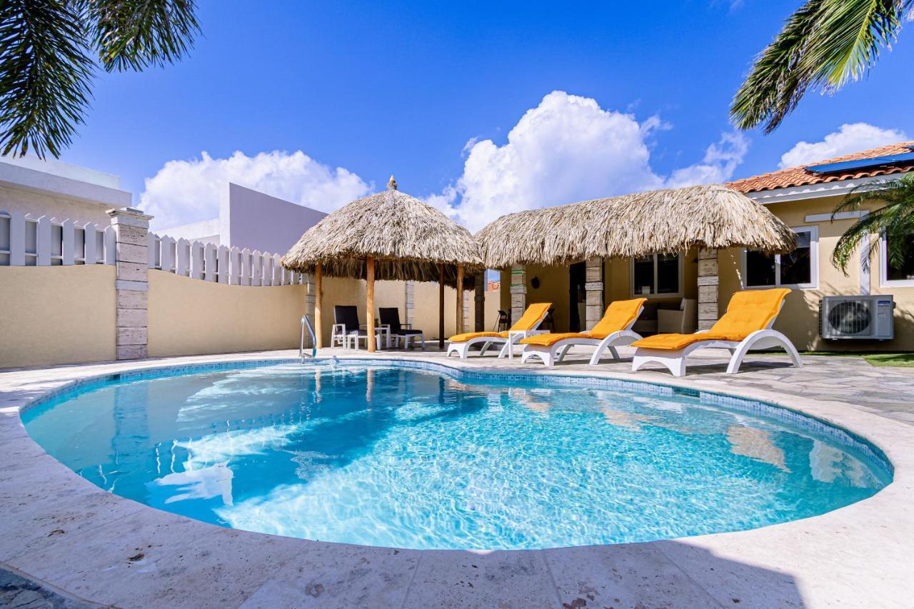 Ruby 15 Villa Palm Beach Eksteriør billede